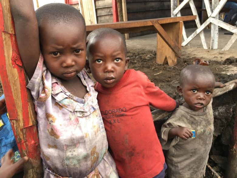 Kongon vakava humanitaarinen kriisi koskettaa etenkin lapsia.